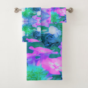 Pink, Green, Blue and White Garden Phlox Flowers Bath Towel Set