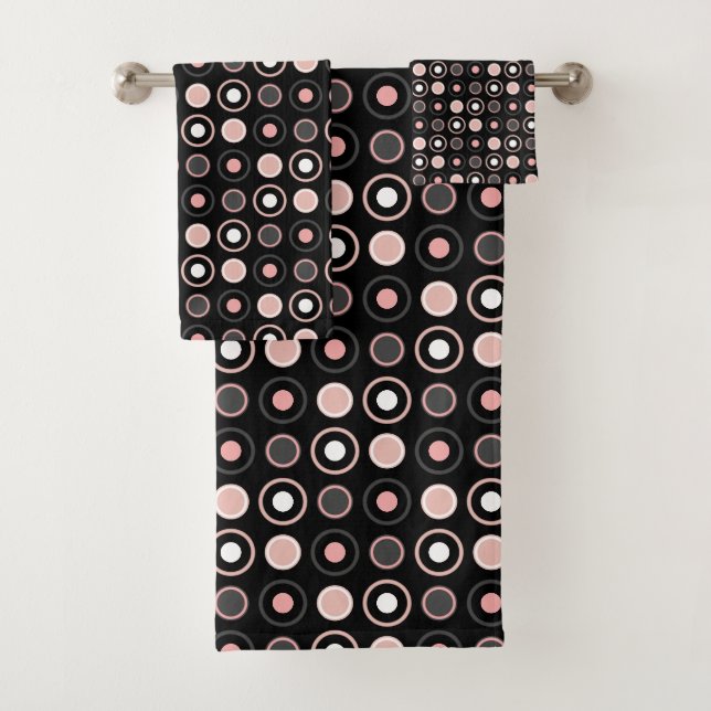 Pink, grey and black dots bath towel set (Insitu)