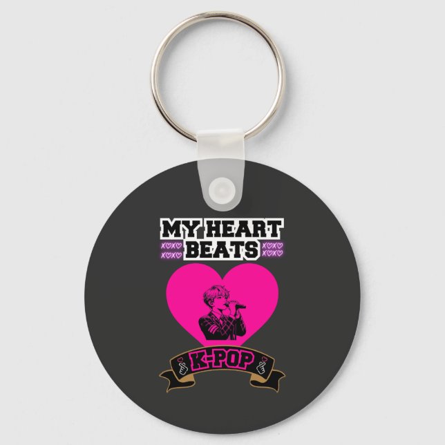 Pink Heart Idol Singing KPop Music Love Design Keychain (Front)