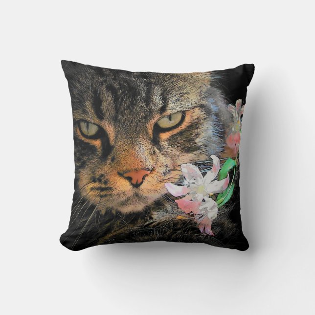 Pink is not my colour Kitty Throw Pillow (Front)