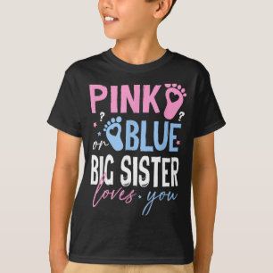 Pink or blue big-sister loves gender reveal women T-Shirt