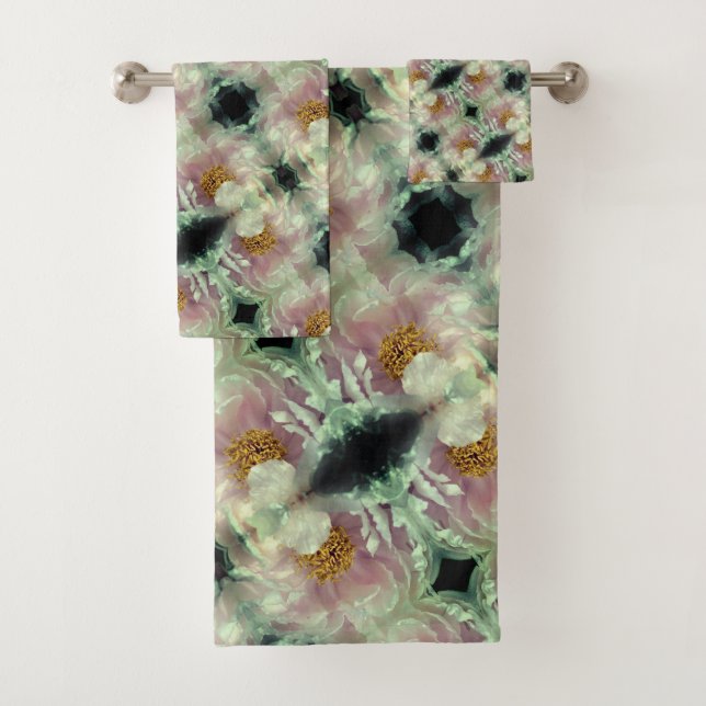 Pink Peony Flower Centre Pattern    Bath Towel Set (Insitu)