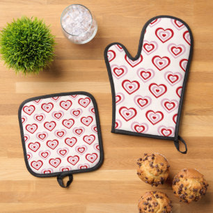 Pink Red Hearts Pattern Oven Mitt & Pot Holder Set
