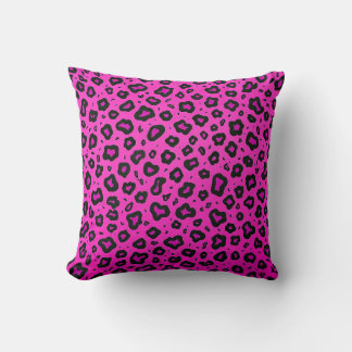 Pink rock girafe throw pillow