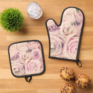 Pink Rose Blush Oven Mitt and Pot Holder Set