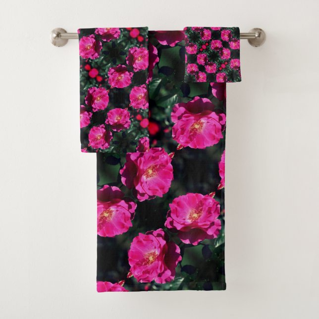Pink Rose In Full Bloom Pattern  Bath Towel Set (Insitu)