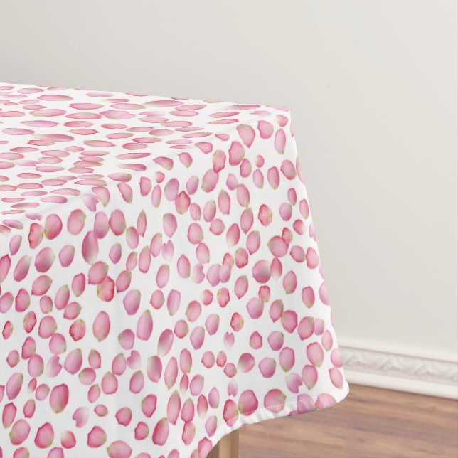Pink rose petals tablecloth (In Situ)