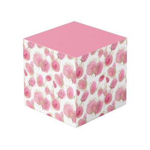 Pink roses cube