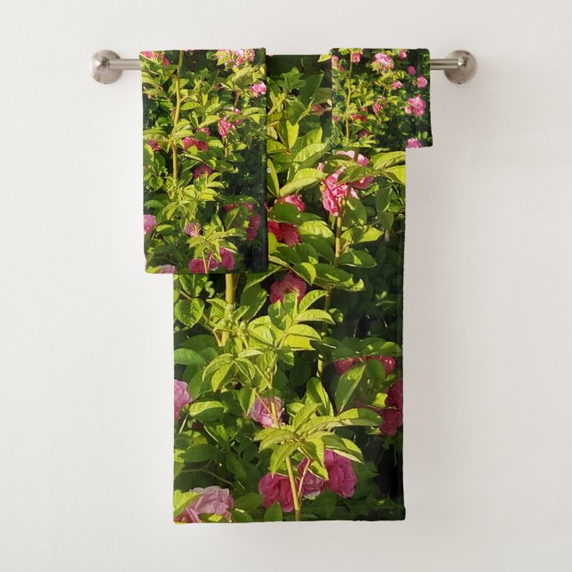 Pink Roses in bloom   Bath Towel Set (Insitu)