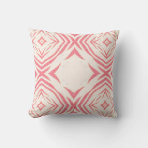 Pink Seamless Pattern Throw Pillow