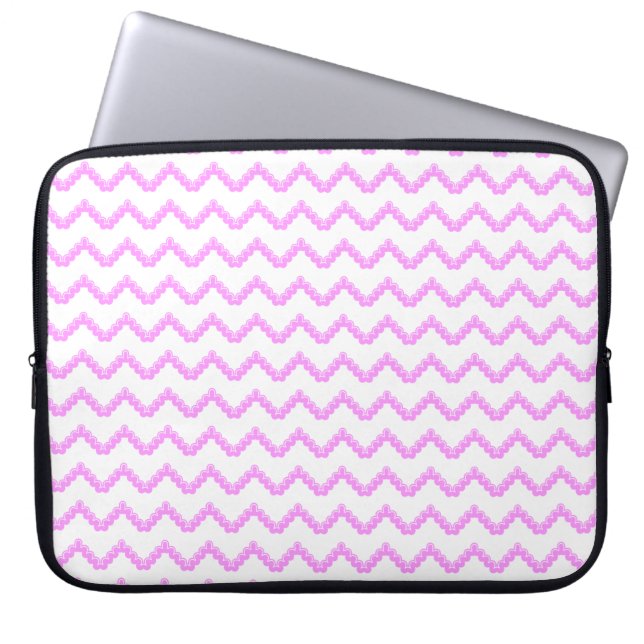 Pink shevron pattern laptop sleeve (Front)