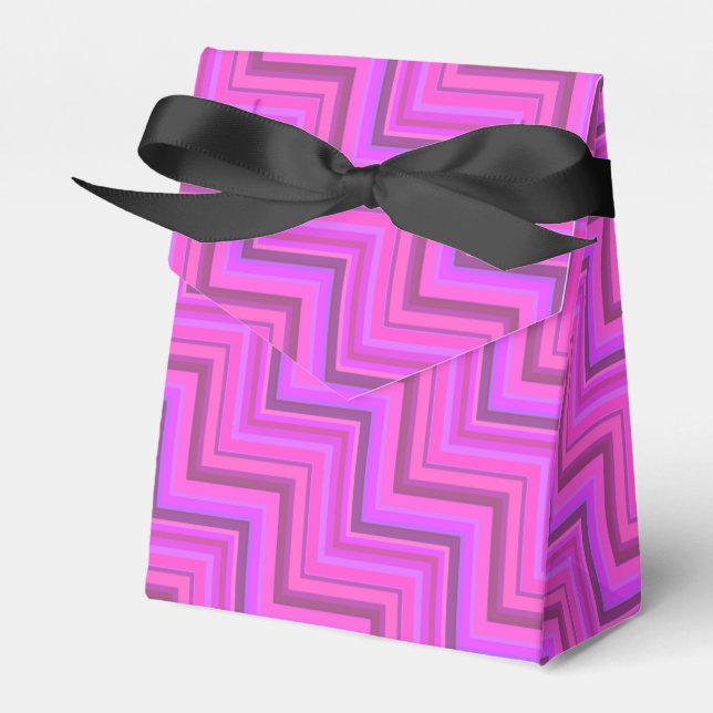 Pink stripes stairs pattern favor box (Front Side)