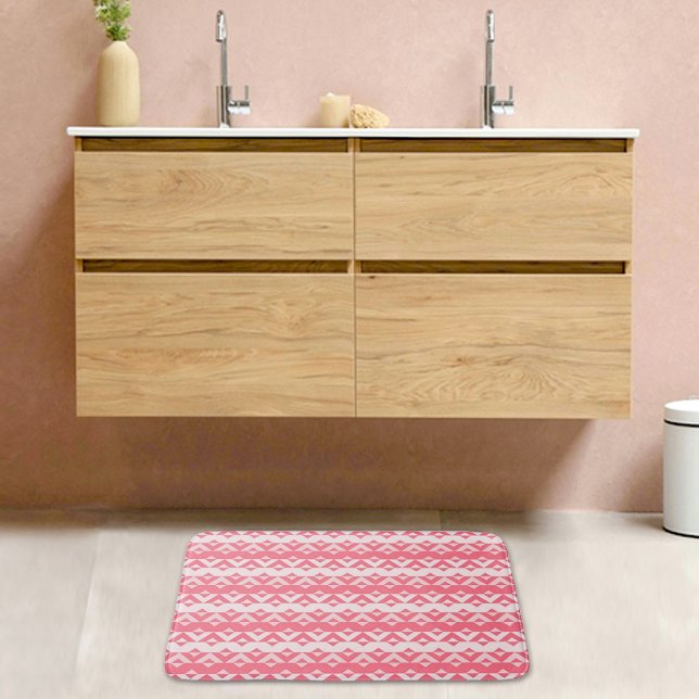 Pink Triangles Pattern Bath Mat (Creator Uploaded)