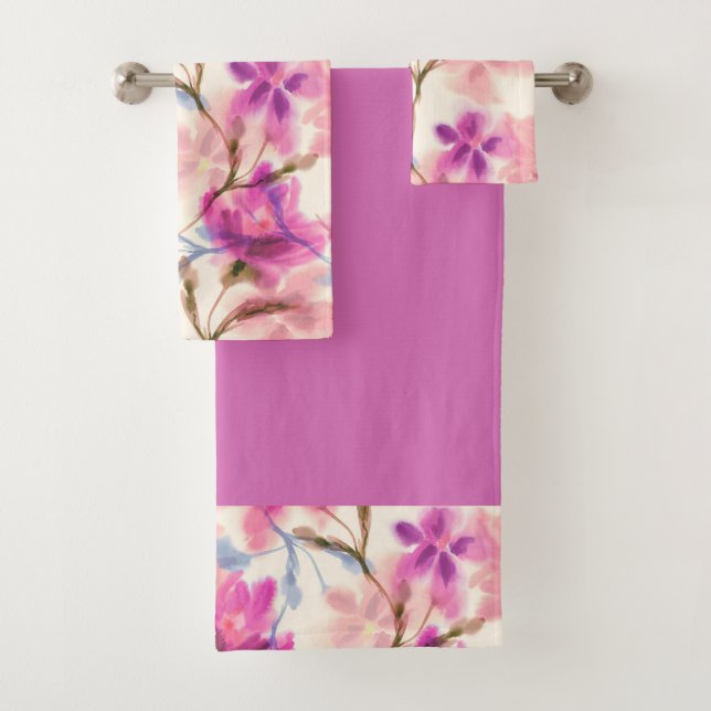 Pink watercolor floral pattern bath towel set (Insitu)