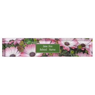 PINK & WHITE SHASTA DAISIES NAMEPLATE