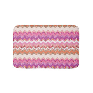 Pink zigzag background bath mat