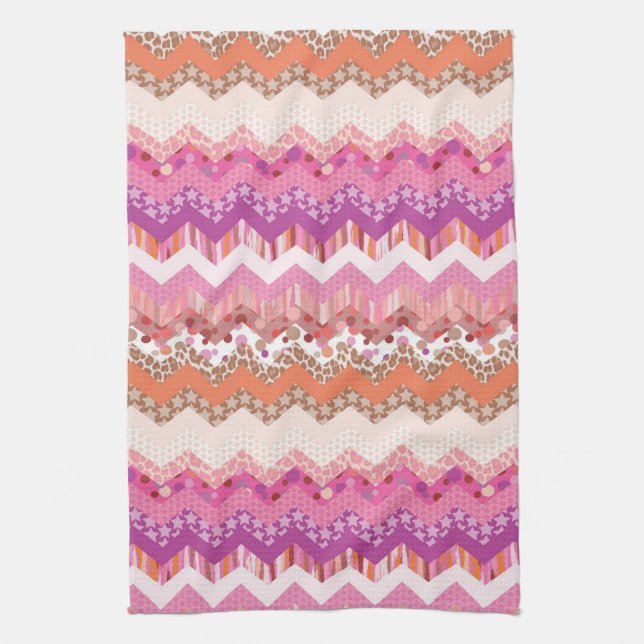 Pink zigzag background kitchen towel (Vertical)