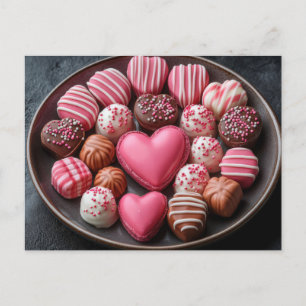 Pinke süße Pralinen aus Schokolade Valentinstag Postcard
