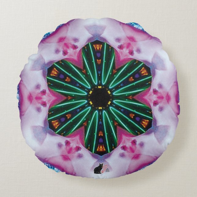 Pinkie Kaleidoscope  Round Pillow (Front)