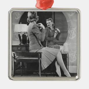 Pinning Metal Ornament