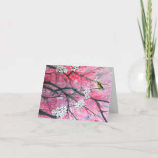 Pinson parmi la carte de note de fleurs de