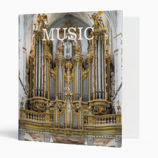 Pipe organ in Salem Abbey Binder