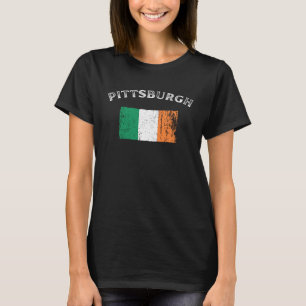 PITTSBURGH PENNSYLVANIA Irish American Flag Badge T-Shirt