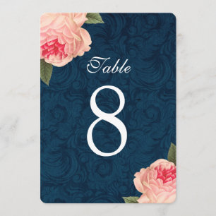 Pivoines corail et numéros de table marine