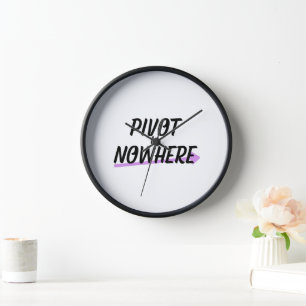 Pivot to Nowhere   Horloge murale minimaliste indu