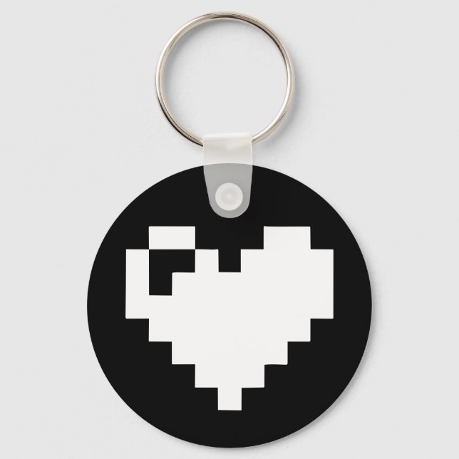 Pixel Heart 8 bits Keychain (Front)