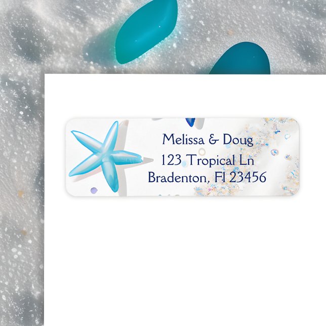 Plage de sable blanc et de poisson d'eau bleue (Créateur téléchargé)