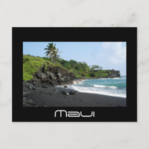 Plage de sable noir volcanique sur carte postale M