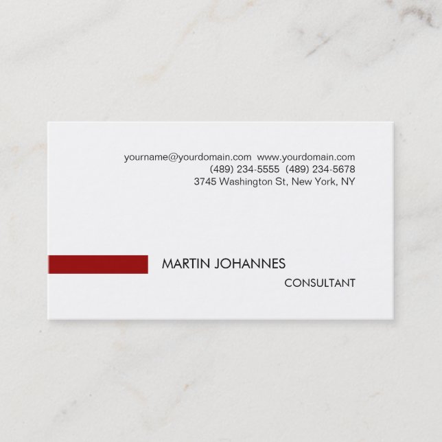 Plain Stylish Red Black White Business Card (Front)