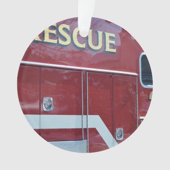 Plan rapproché rouge d'ambulance (devant)