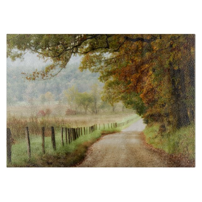 Planche À Découper Automne sur une route de campagne (Devant)