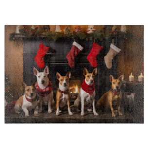 Planche À Découper Basenji au coin du feu Noël