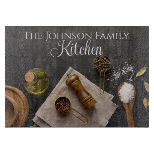 Planche à découper de sel et de poivre