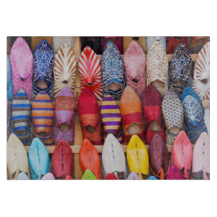 Planche À Découper Des chaussures dans un magasin dans les souks