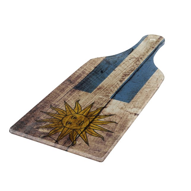 Planche À Découper Drapeau de l'Uruguay sur le vieux grain en bois (Coin)