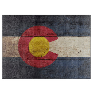 Planche À Découper Drapeau d'état du Colorado sur le vieux grain en