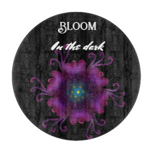 Planche À Découper Fleur violette gothique botanique florale sombre