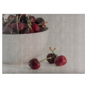 Planche À Découper Fruits De Cerise Rouge Bol Blanc En Tons Muets Pho