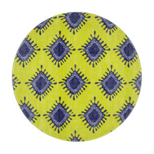 Planche À Découper Ikat Tribal : Motif moderne et élégant.