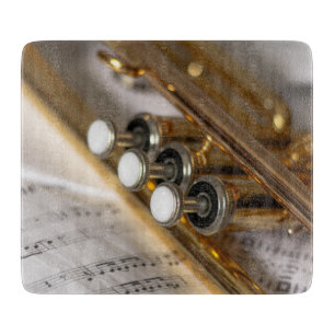 Planche À Découper Instrument en laiton de trompette et de feuille de