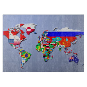 Planche À Découper La carte du monde avec leurs drapeaux