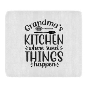 Planche À Découper La cuisine de grand-mère, où les choses douces arr