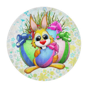 Planche À Découper Lapin drôle mordant un œuf de Pâques