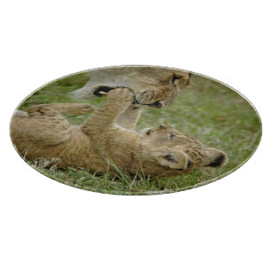 Planche À Découper Lionceau Jouant