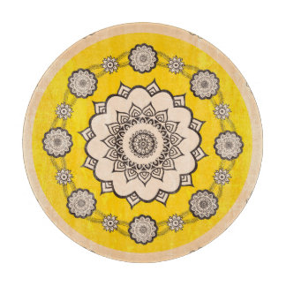 Planche À Découper Mandala Ornamental : Style Ethnique Design.