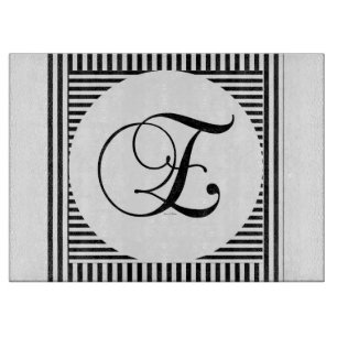 PLANCHE À DÉCOUPER MONOGRAMME INITIAL E